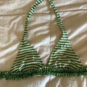 Women’s gap bikini top size M